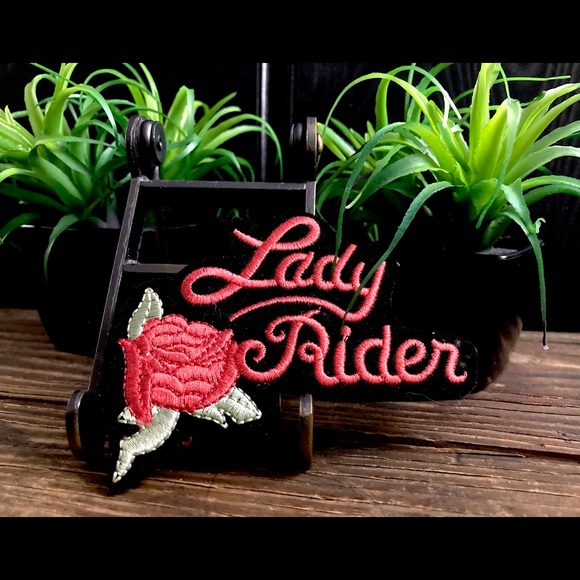 Rare Vintage Harley Davidson Lady Rider Red Rose Patch - Picture 3 of 7